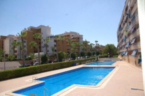 Luxury three-bedroom apartment, recently refurbished throughout